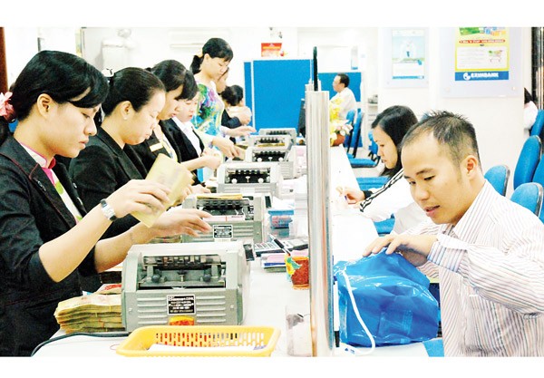 A bank in HCMC (Photo: SGGP)